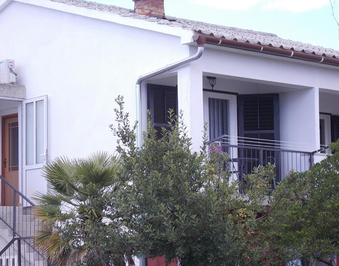 Apartment Oreskovic Крк Экстерьер фото