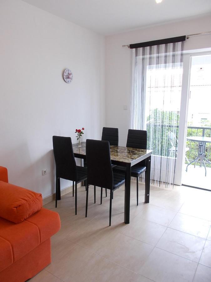 Apartment Oreskovic Крк Экстерьер фото