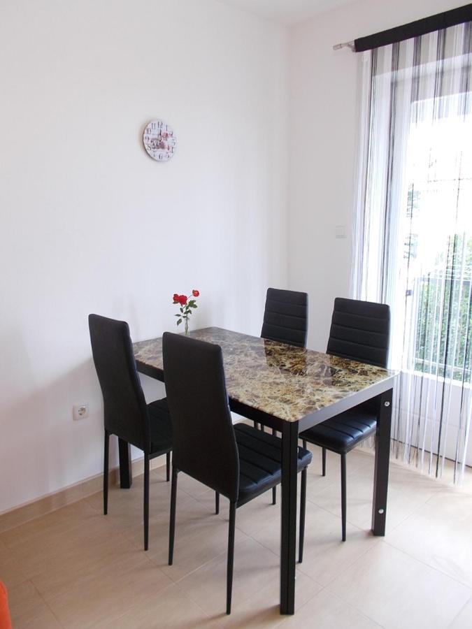 Apartment Oreskovic Крк Экстерьер фото