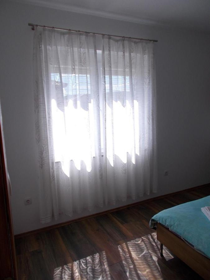 Apartment Oreskovic Крк Экстерьер фото